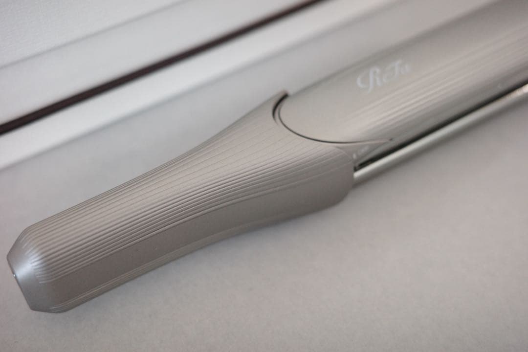 リファ ビューテック フィンガーアイロン ST6 本体ホルダー　セット