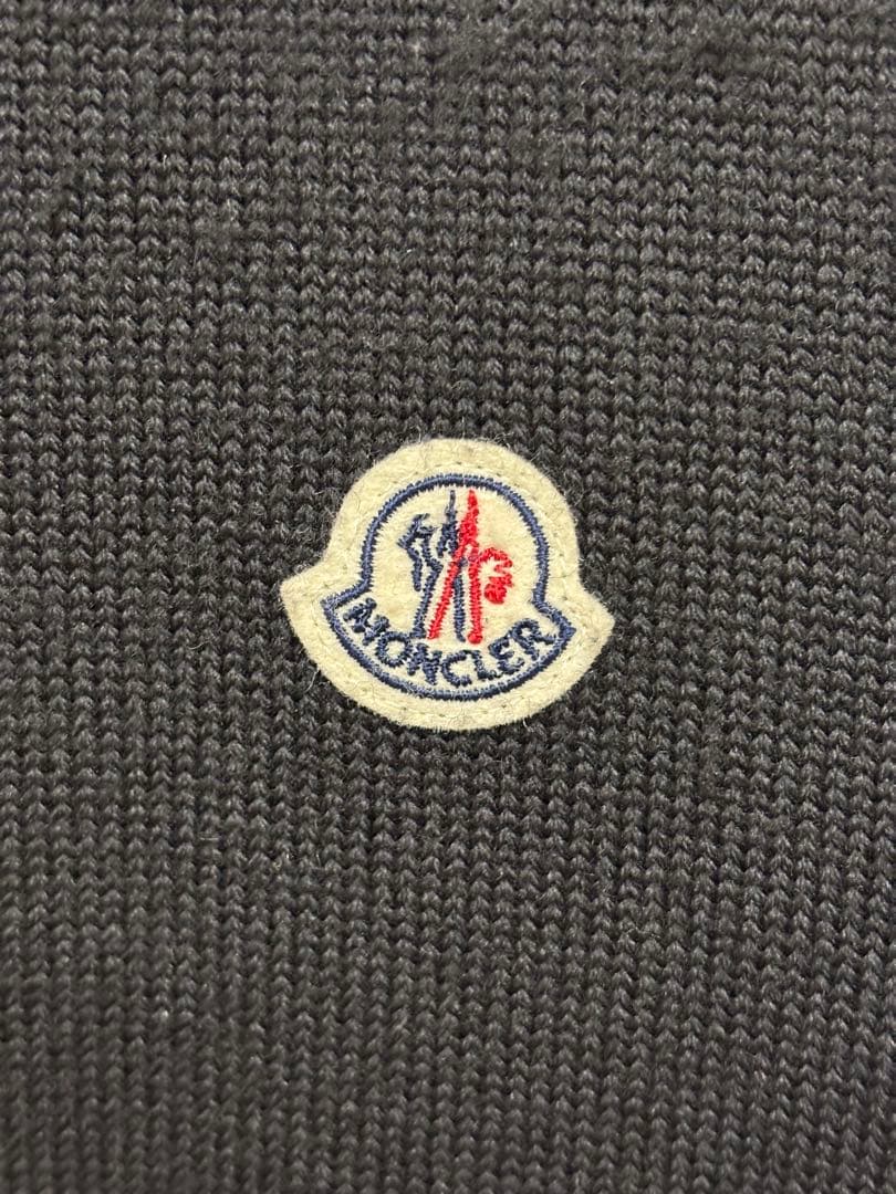 MONCLER ダウンフード付ニットベスト
