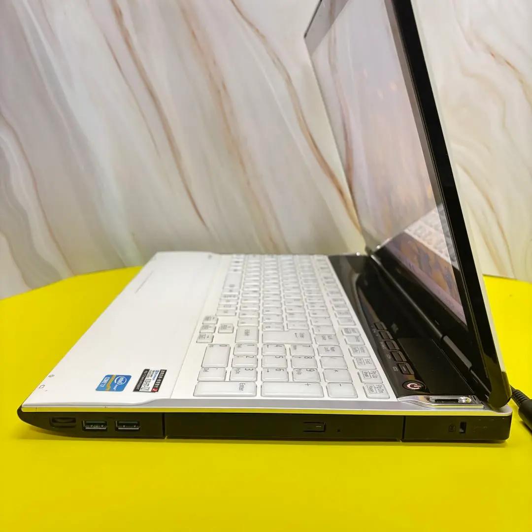 高性能i7【オフィス付】メモリ8GB★NECノートPC★爆速SSDでサクサク作業