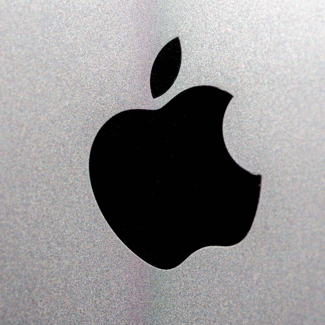 iPad 第7世代 Wi-Fiモデル 32GBケース・ワイヤレスキーボード付き