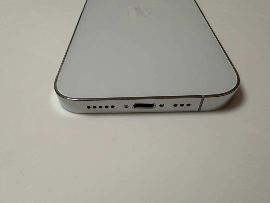 【新品交換後使用1年】iPhone14Pro/256GB/シルバー/SIMフリー