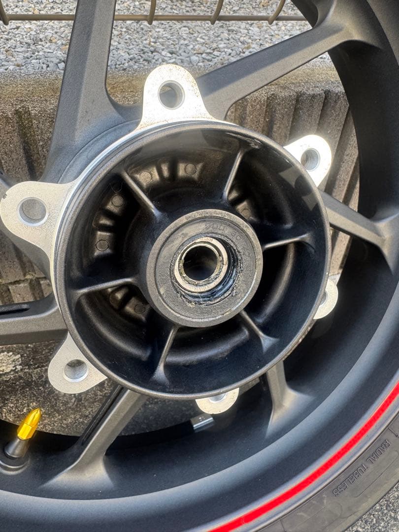 CBR250RR（2023-）純正ホイール ミシュランPower cup evo