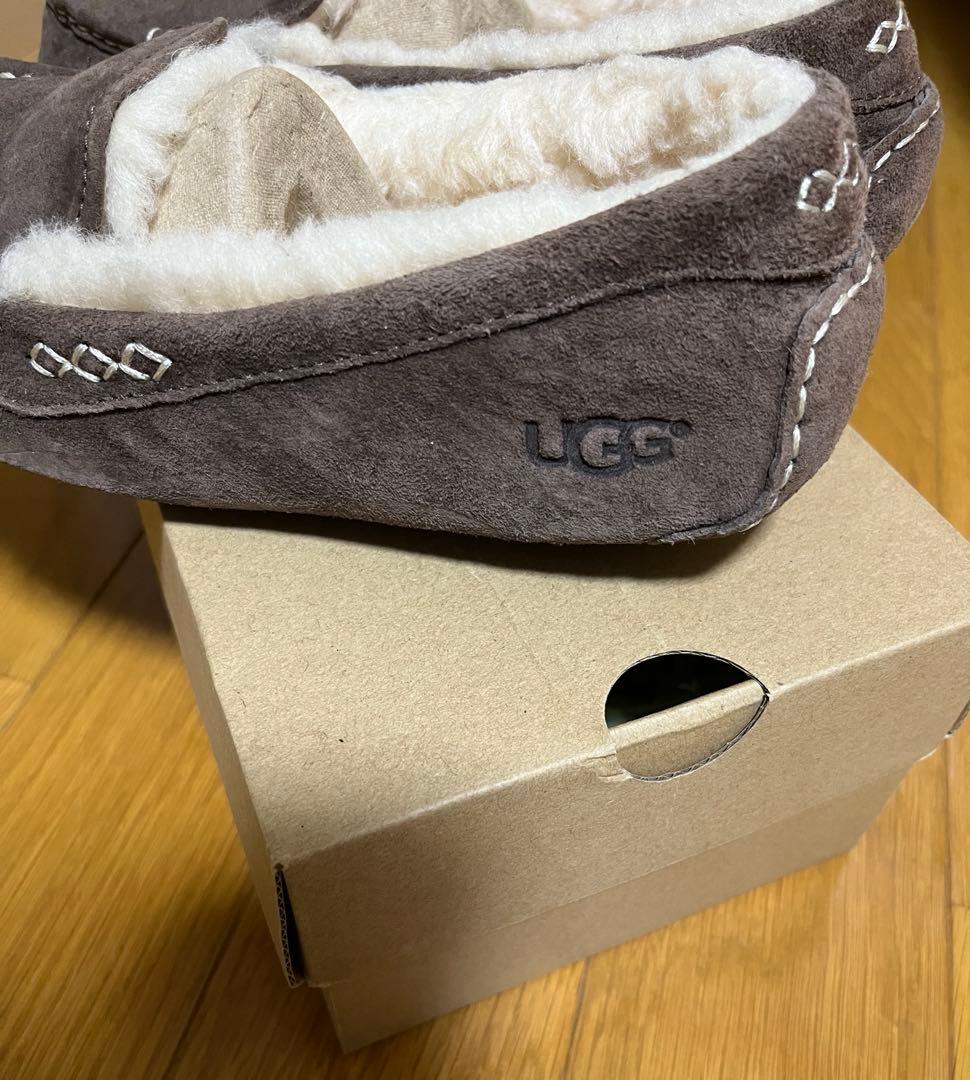 UGG アグ　アンスレー　モカシン24cm チョコレート