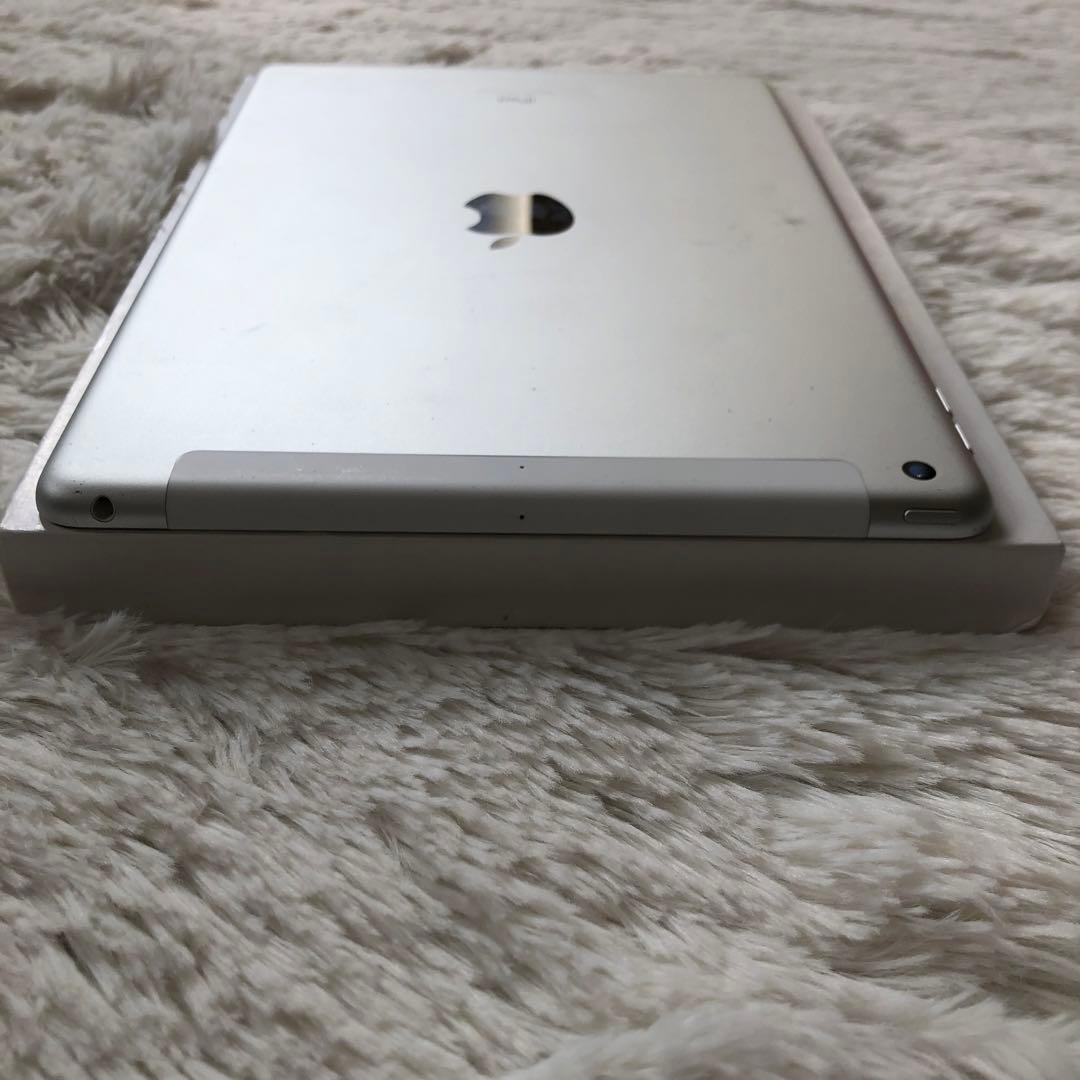 【1/1販売終了】iPad 第7世代 128GB SIMフリー 【すぐ発送】