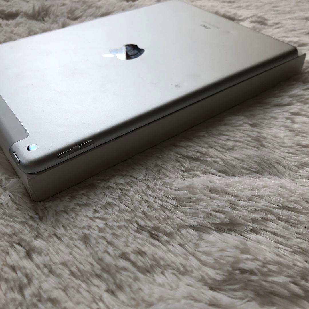 【1/1販売終了】iPad 第7世代 128GB SIMフリー 【すぐ発送】