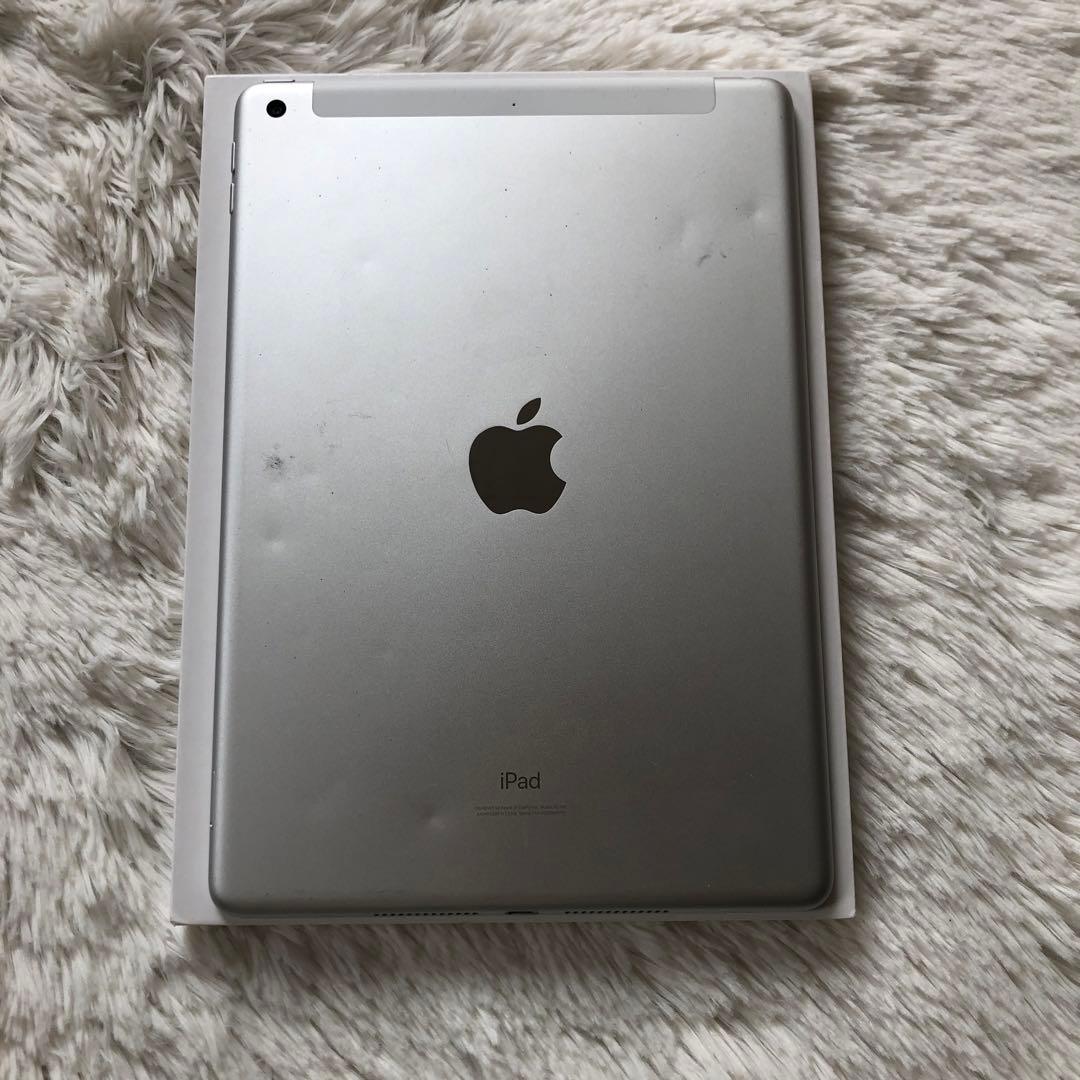 【1/1販売終了】iPad 第7世代 128GB SIMフリー 【すぐ発送】