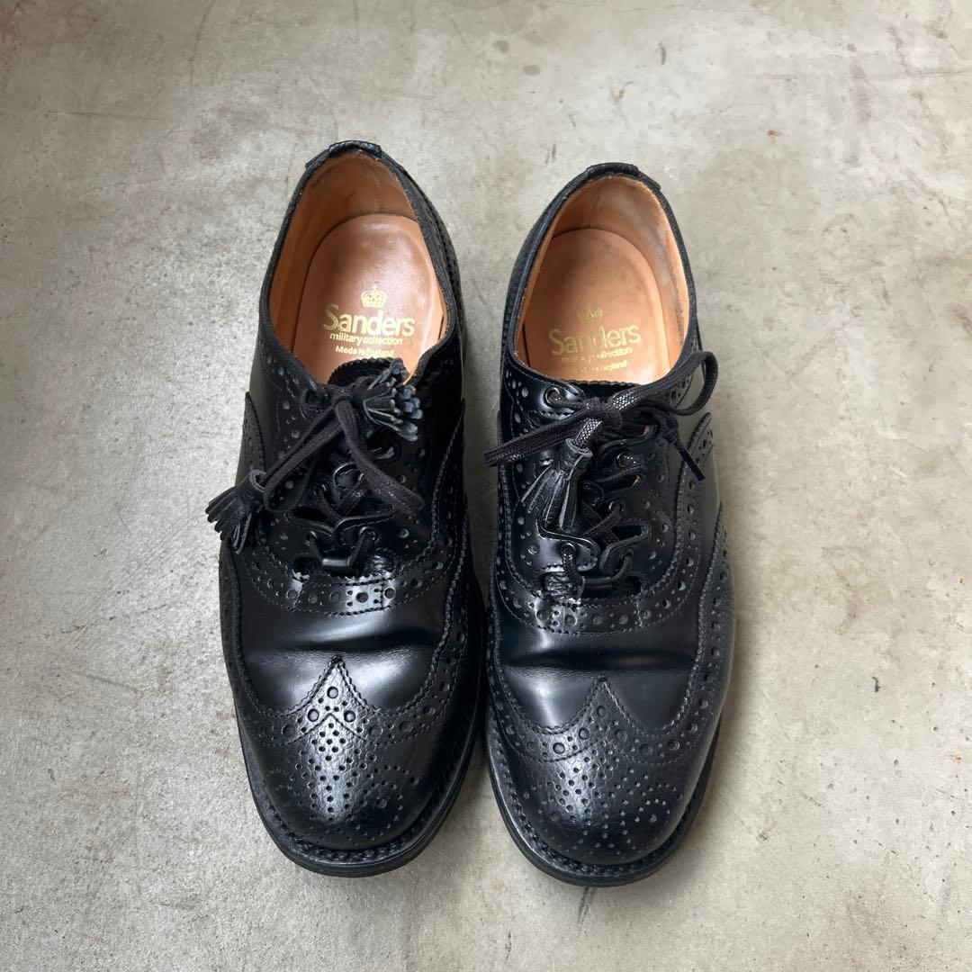 Sanders ブラック ウィングチップ シューズ