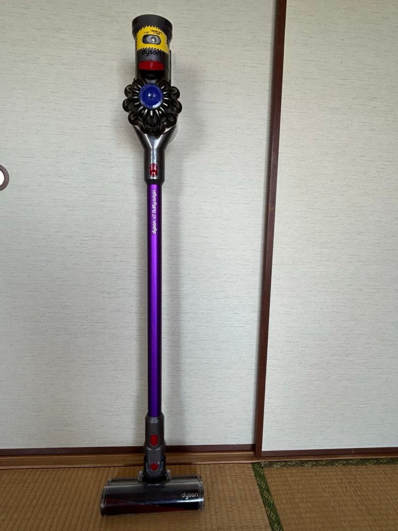Dyson 掃除機 v7 fluffy origin 各種アタッチメント付き