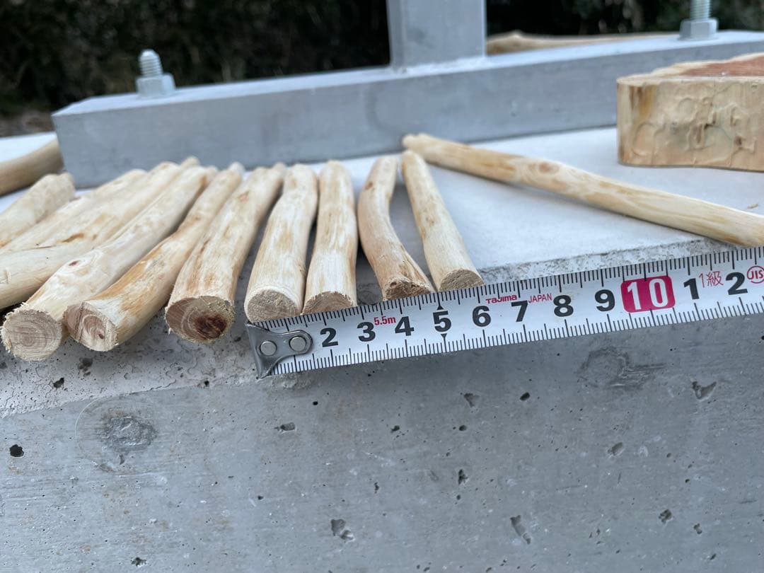 国産ヒノキ　鳥用止まり木　大型スタンド　約140センチ　小型中型インコ用