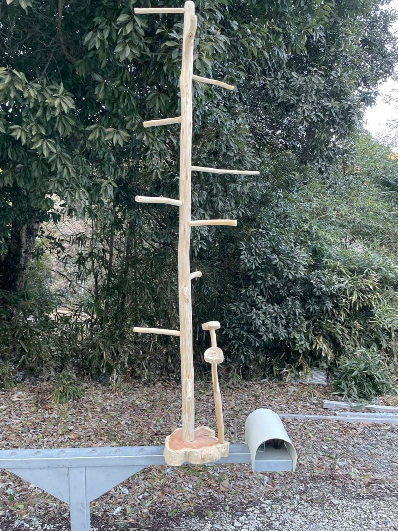 国産ヒノキ　鳥用止まり木　大型スタンド　約140センチ　小型中型インコ用