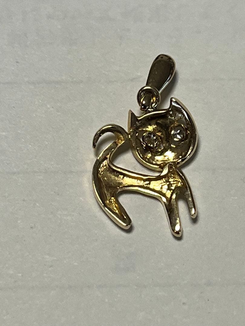 18金猫ペンダントトップ