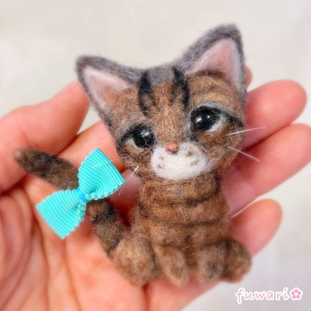 リクエスト品　羊毛フェルト　猫　ちょこんと甘えんぼキジ白♡おすましキジトラセット