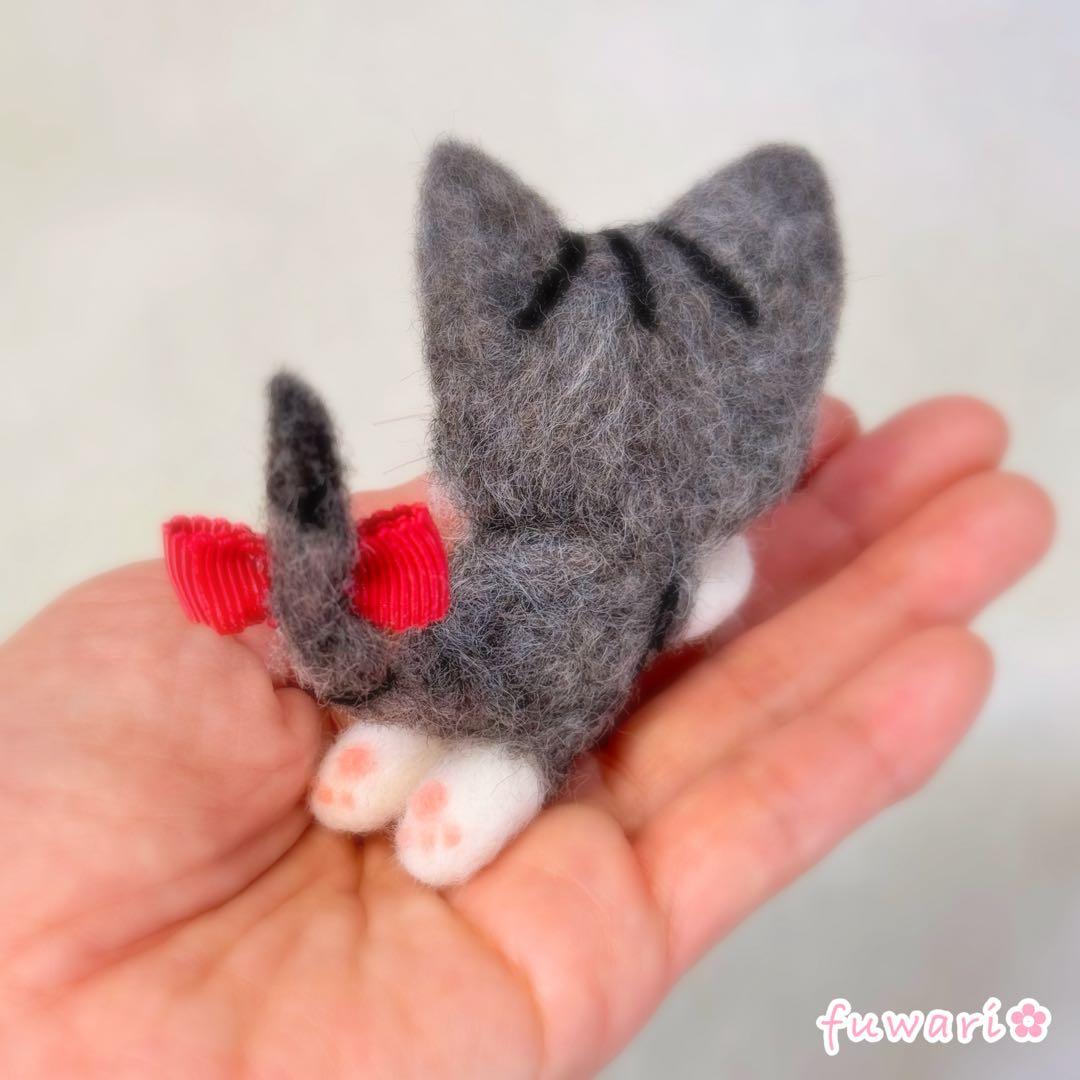 リクエスト品　羊毛フェルト　猫　ちょこんと甘えんぼキジ白♡おすましキジトラセット