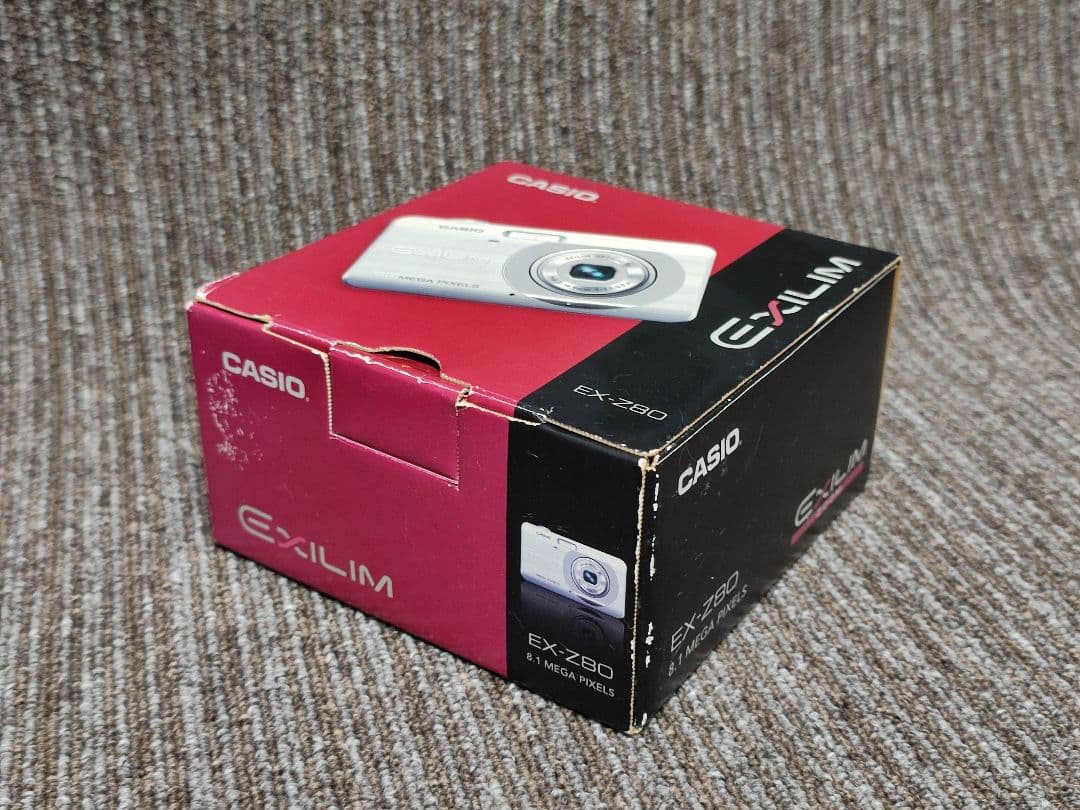 CASIO EXILIM EX-Z80 カシオ デジカメ　コンデジ