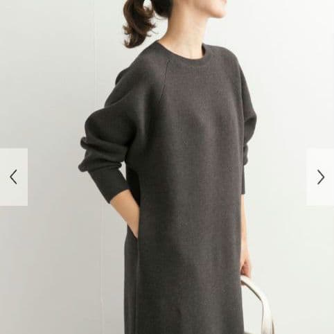 今季新品【アーバンリサーチドアーズ】スウェットライクニットワンピース　チャコール
