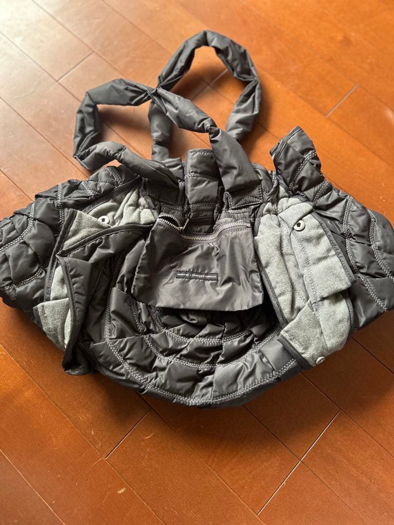 マリテフランソワジルボーの変形リバーシブルバッグ　可愛いかばんです。