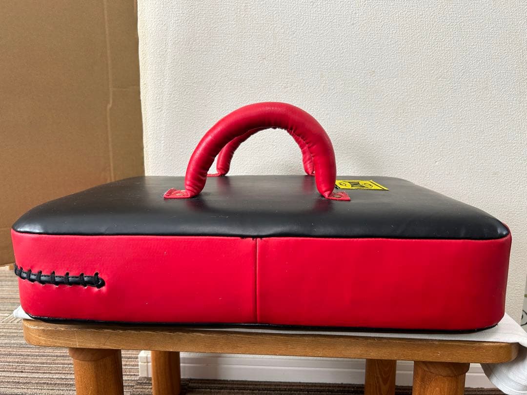 WINDY LKP キックミット　キックボクシング　ムエタイ　格闘技