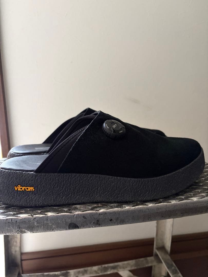 playground pg empty サボ　スエード