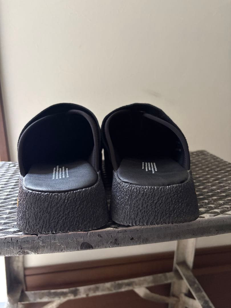 playground pg empty サボ　スエード