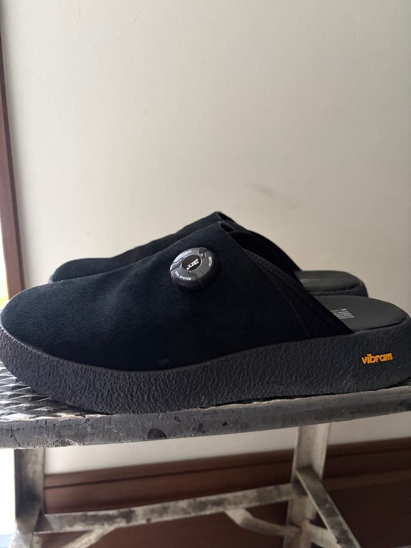 playground pg empty サボ　スエード