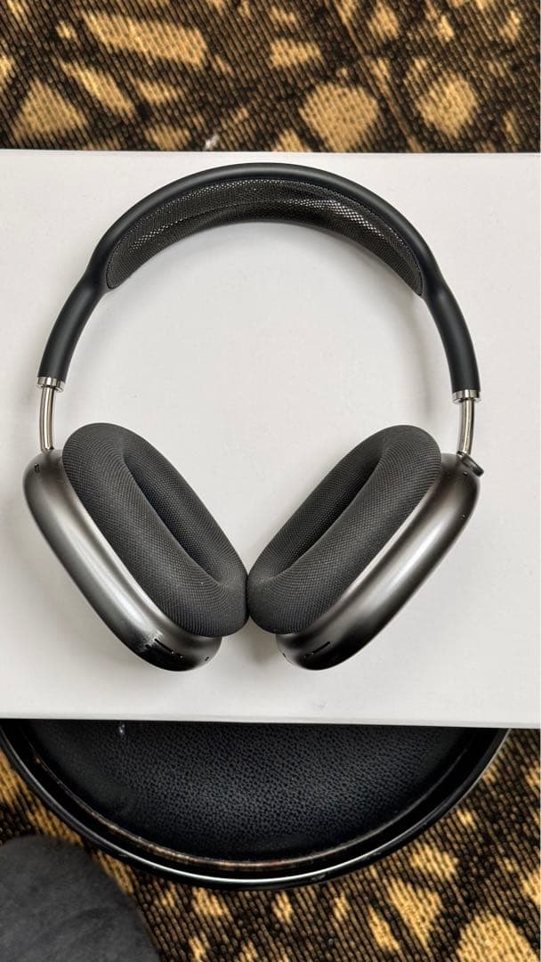 吉*弘様 Apple AirPods Max スペースグレイ MGYH3J/A