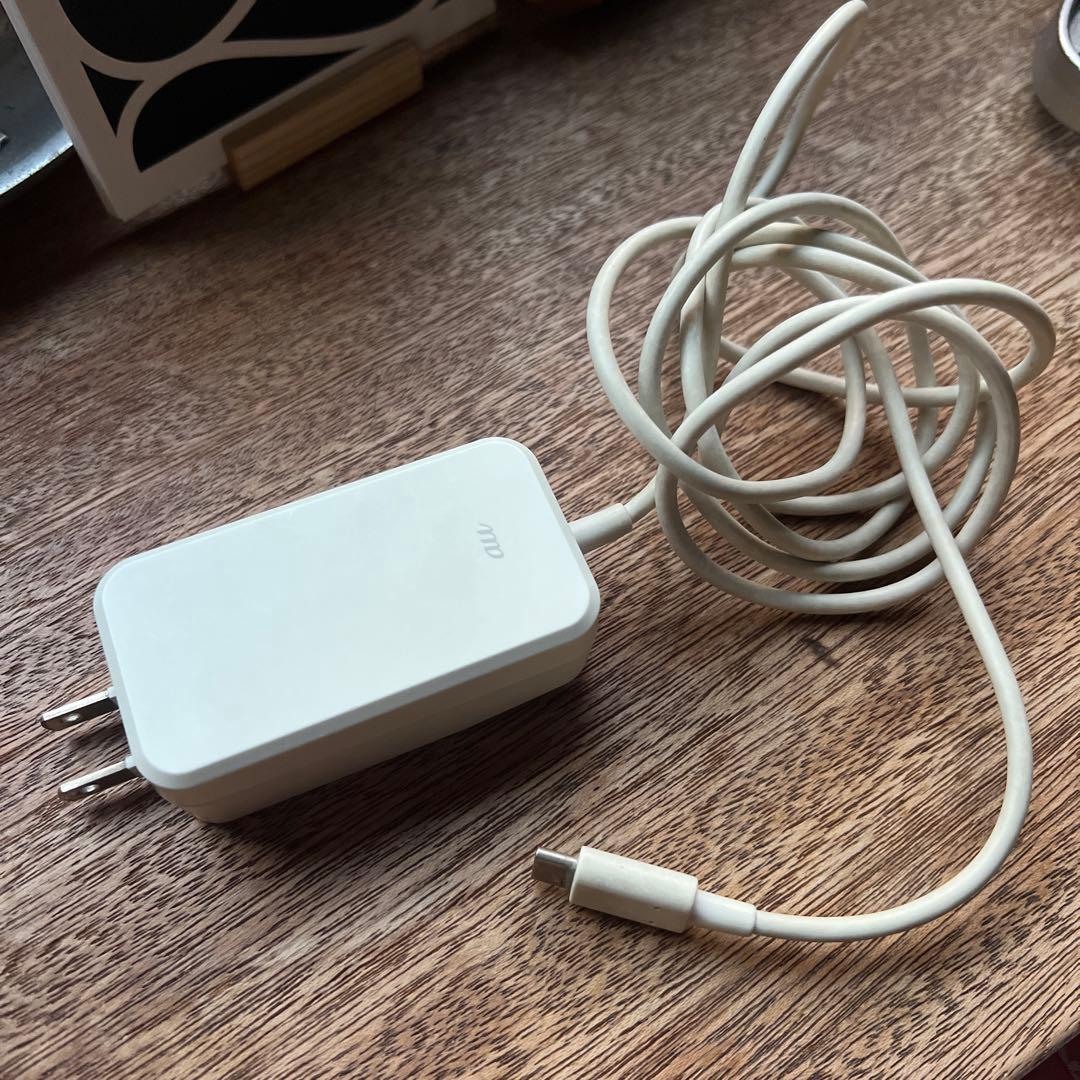 BASIO activ3 青 Android スマホ本体 充電器付き