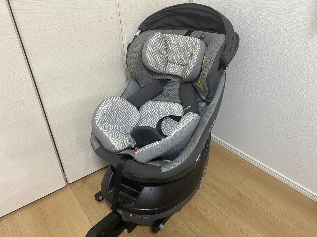 （インナークッション未使用）コンビ クルムーヴ スマート ISOFIXシリーズ
