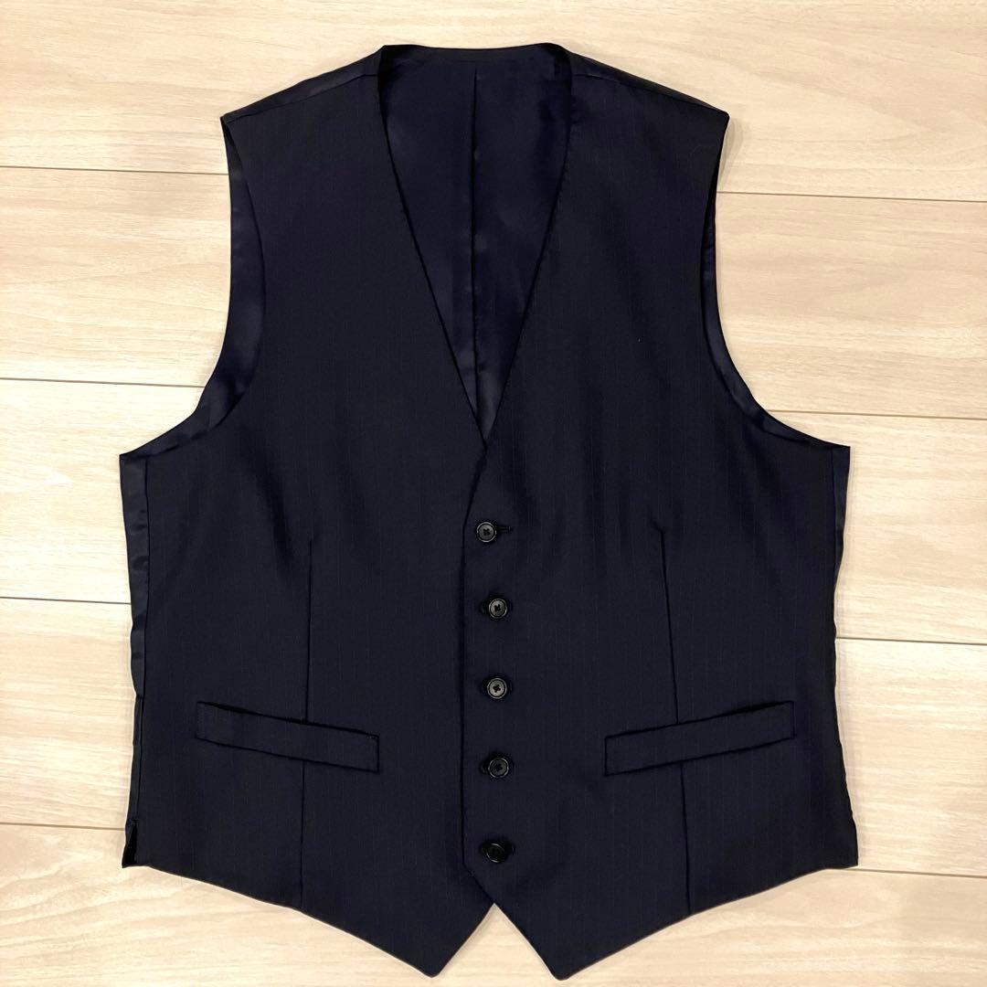 極美品✨HILTON スーツ ３ピース ネイビー 本切羽 高級 ストライプ M
