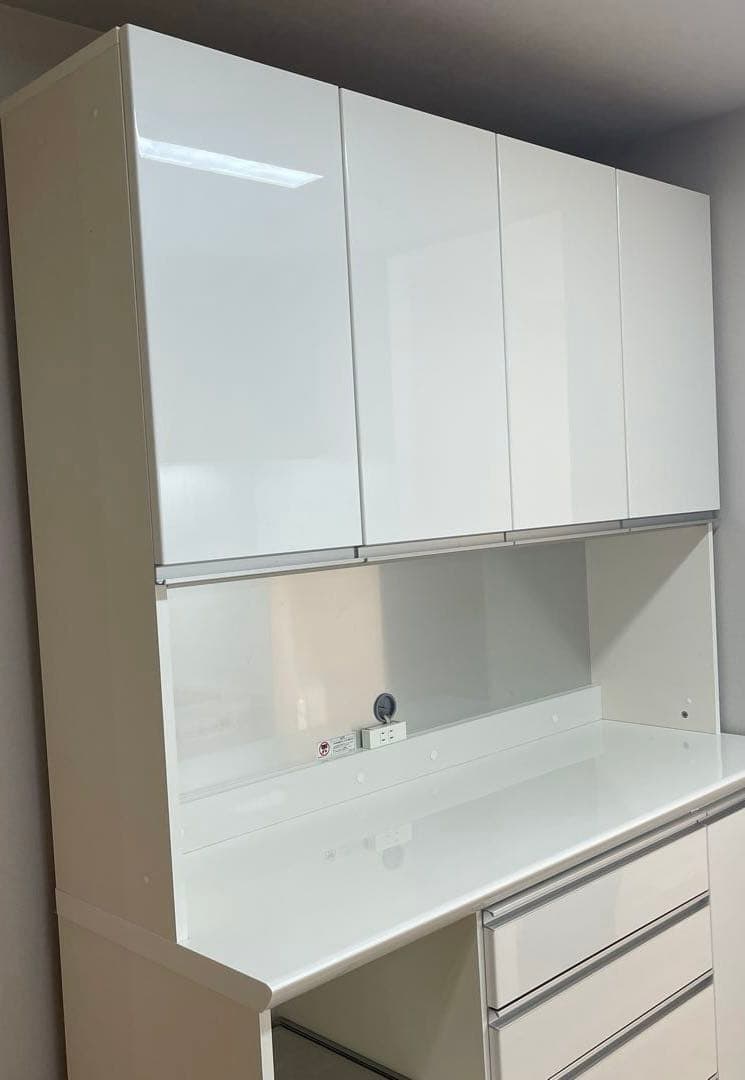 パモウナ　食器棚　白　幅艶あり　ハイタイプ　横140センチ