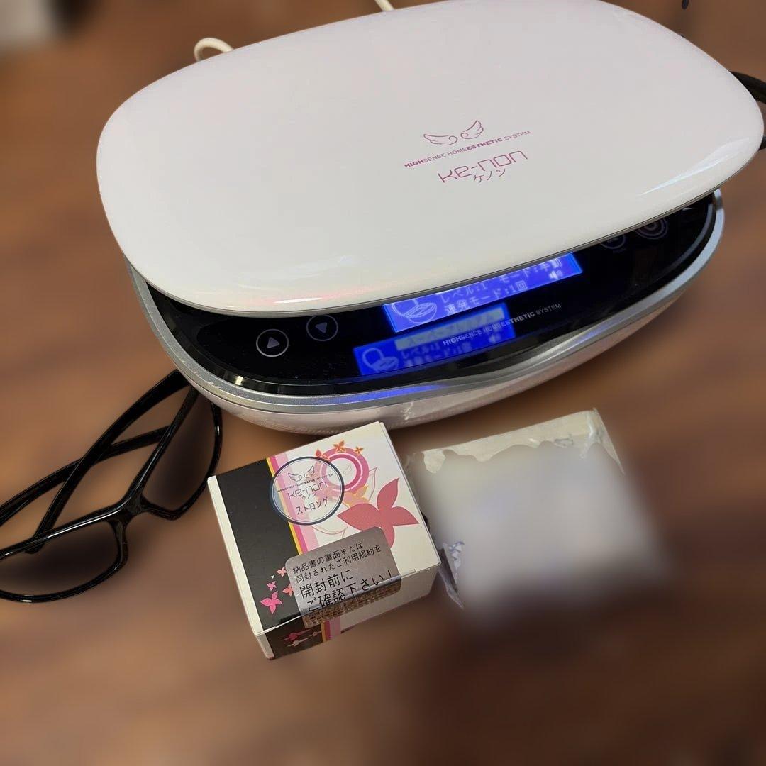 【美品】ケノン 家庭用脱毛器　未使用交換カードリッジ付き　version8.5