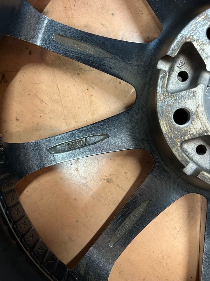 225/60R18 ホイール　スタッドレス4本セット　18インチ　トーヨータイヤ