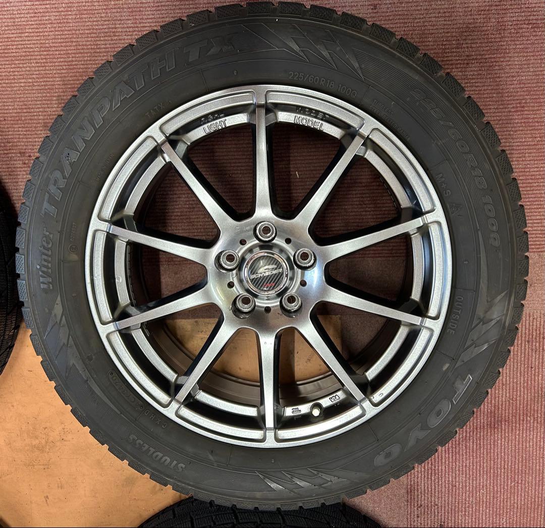 225/60R18 ホイール　スタッドレス4本セット　18インチ　トーヨータイヤ