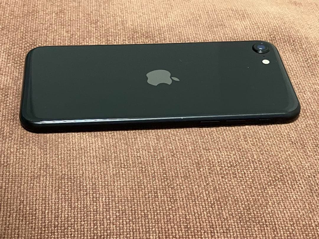 【中古美品】iPhone SE 第2世代 128GB ブラック SIMフリー