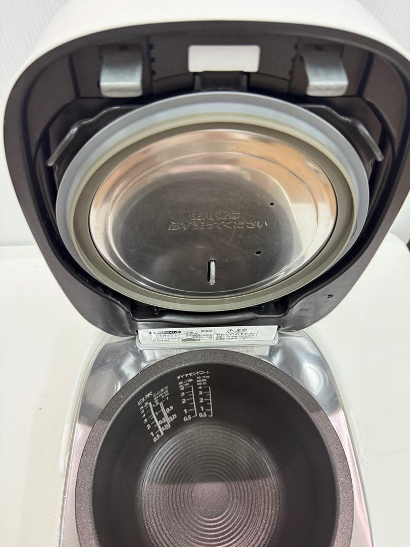 TOSHIBA RC-10S1VX 真空圧力IHジャー炊飯器