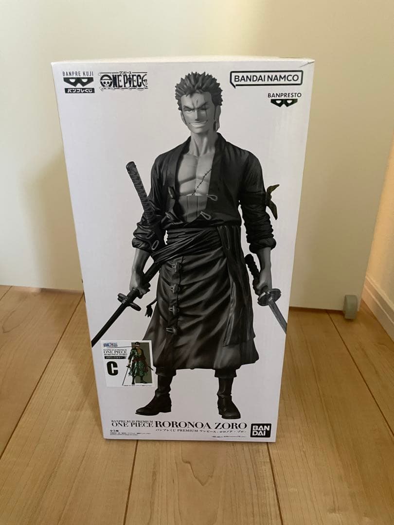 ワンピース　 バンプレくじ ロロノア・ゾロ C賞　メタリックカラー