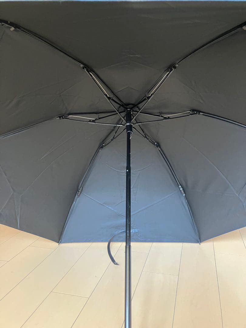 サンバリア1003段折りたたみ傘ブラック無地