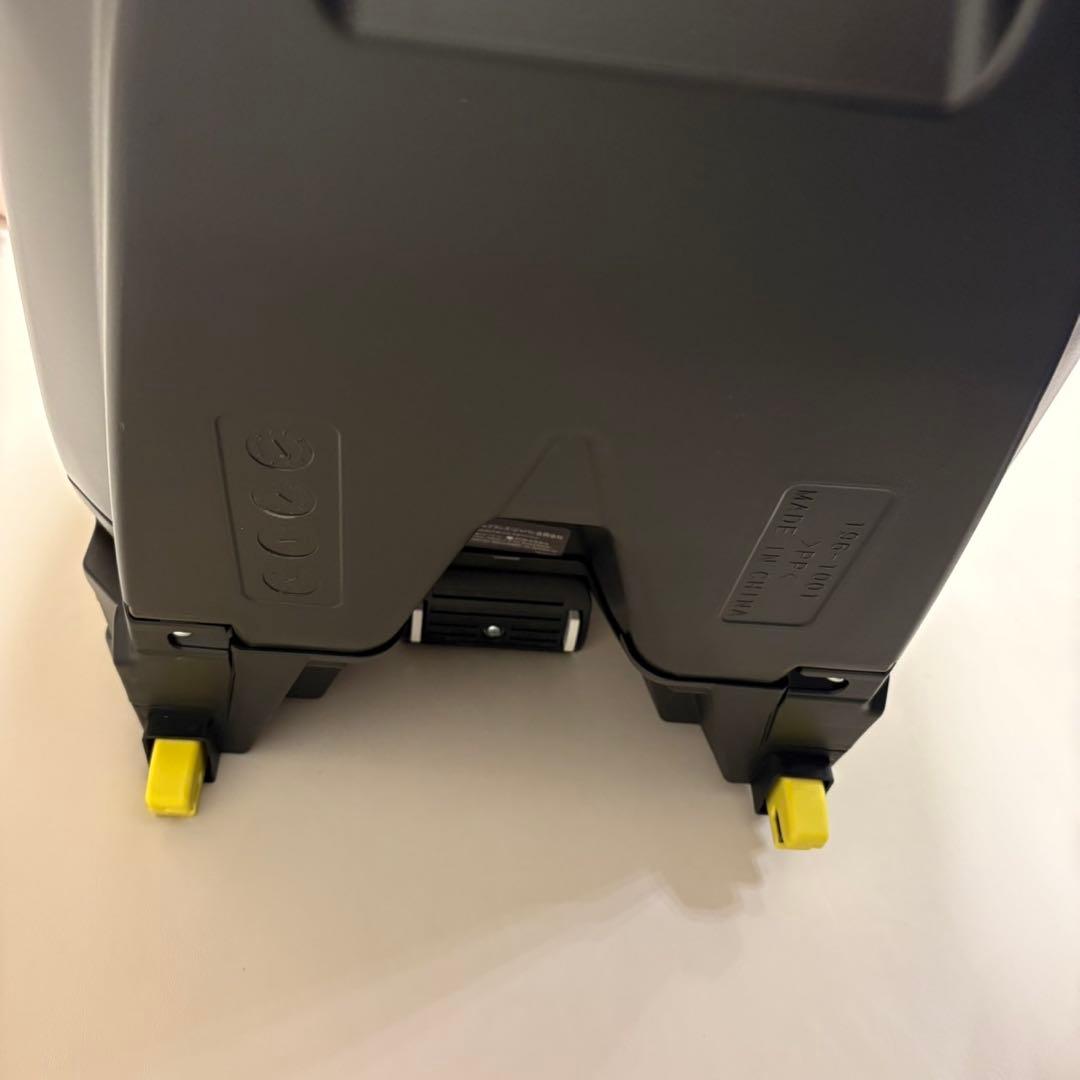 Aprica フラディア　グロウ　ISOFIX ブラック　チャイルドシート