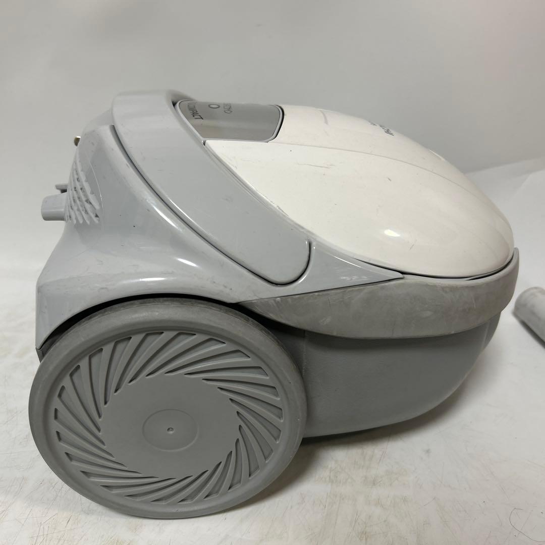 日立 紙パック式 軽量 掃除機 ハイパワー530W　CV-VP5　ヘッド丸洗対応