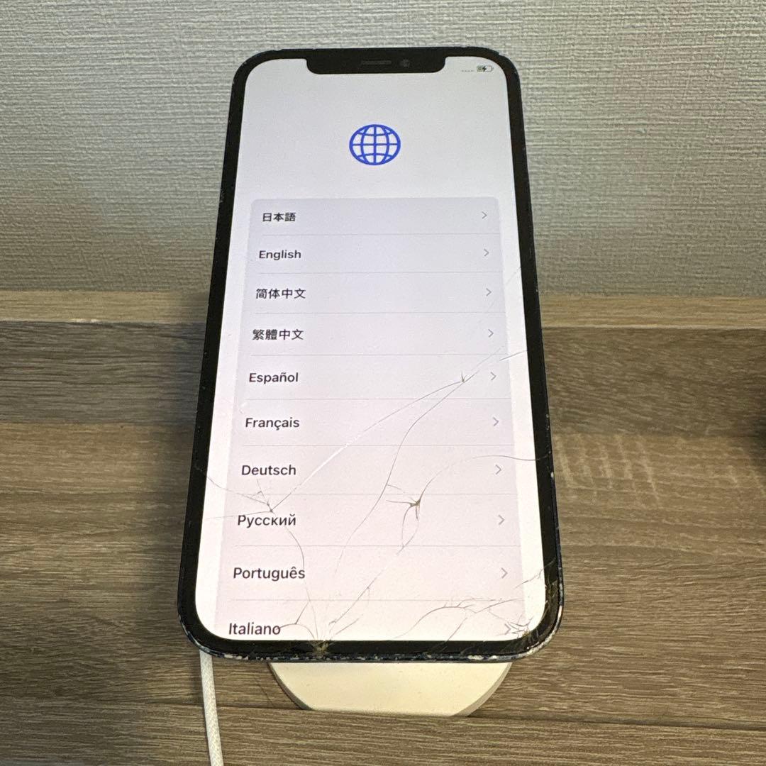 純*ル様 iPhone12 ブラック　128GB 画面割れ、