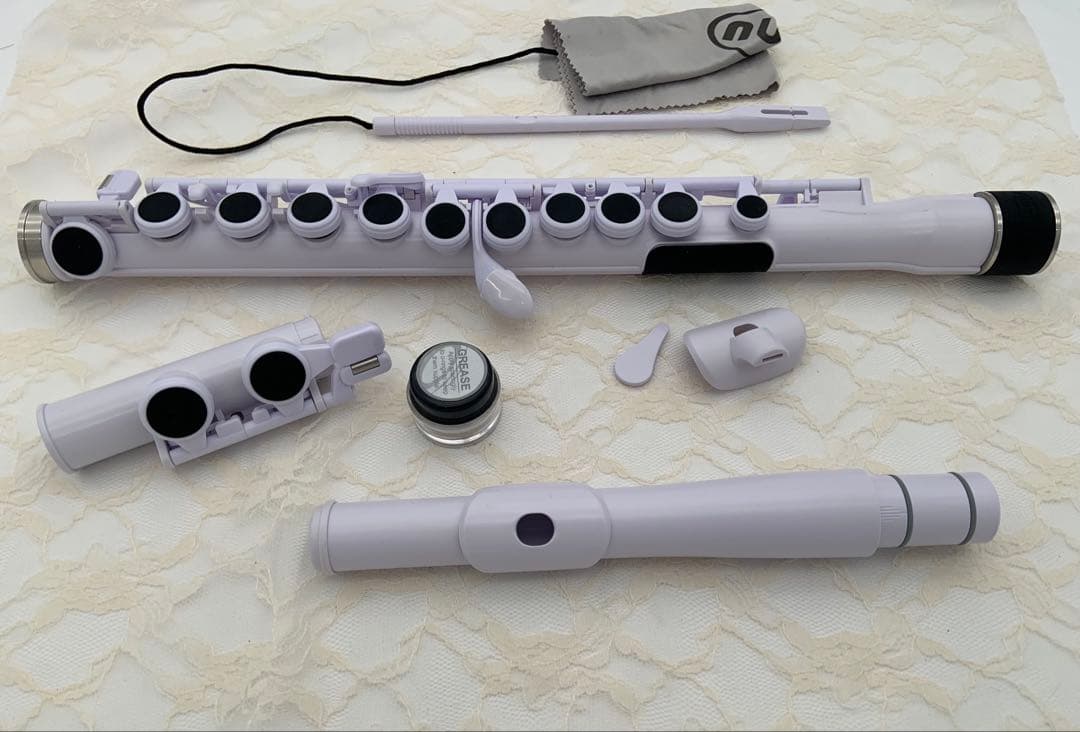 NUVO STUDENT FLUTE 2.0 ホワイト