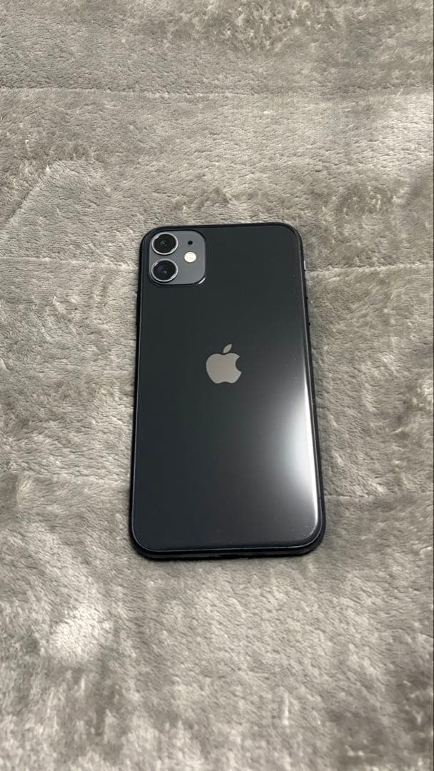 iPhone 11 128GB ブラック SIMロック解除済 初期化済