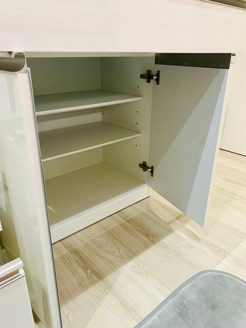 【美品】下台4段引出＋スペース扉☆