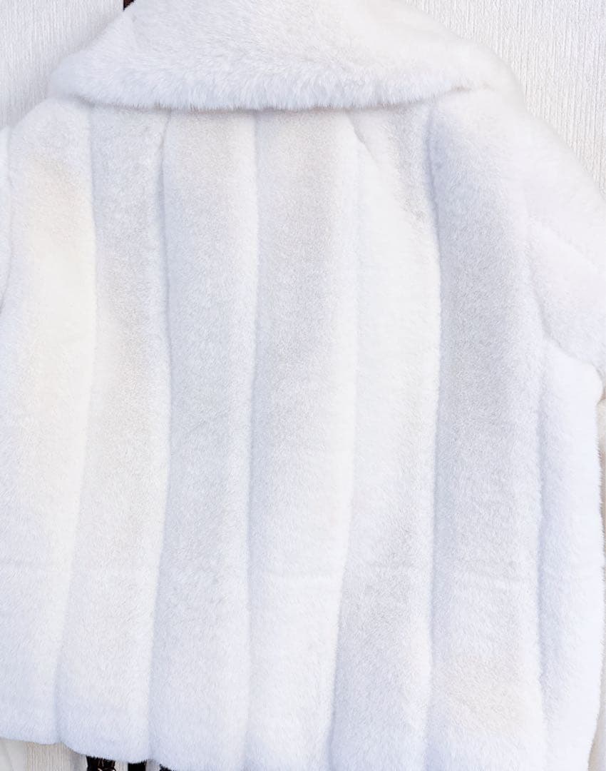 herlipto 【新色】Winter Love Faux Fur Coat