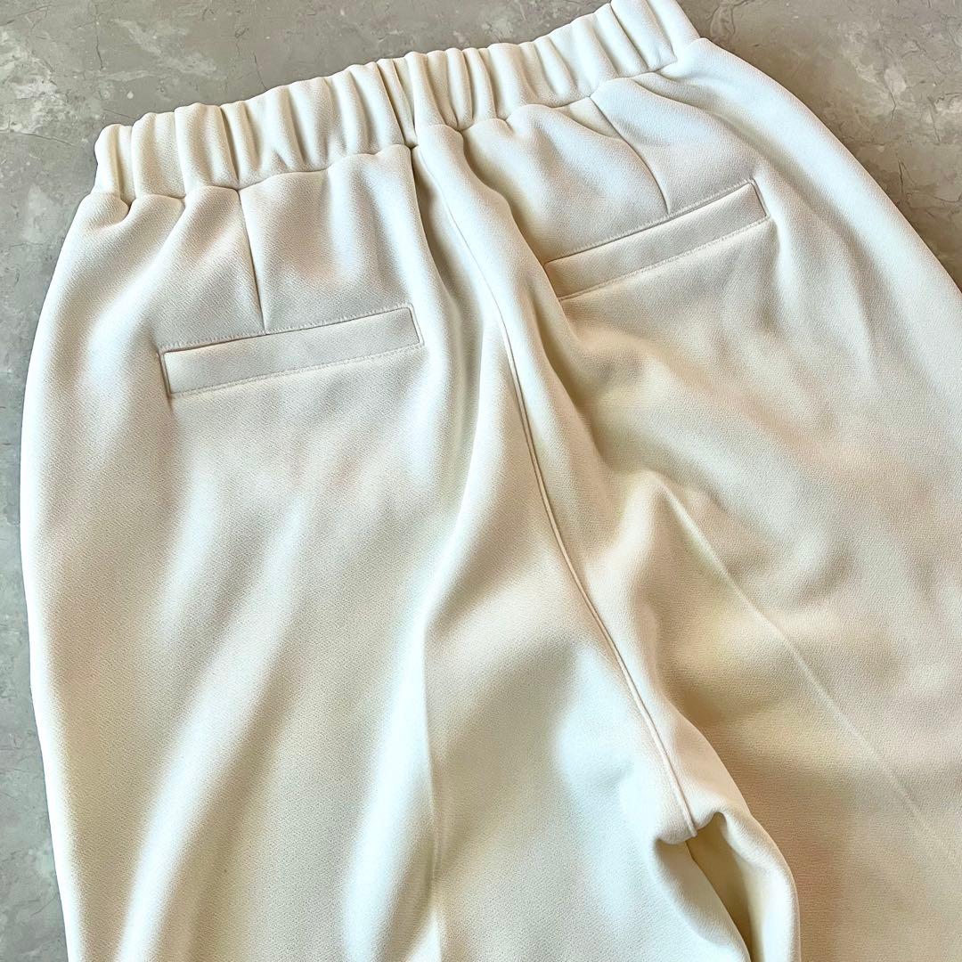 未使用級☆ディニテコリエ 裏起毛 フリーステーパードパンツ ワイド アイボリー