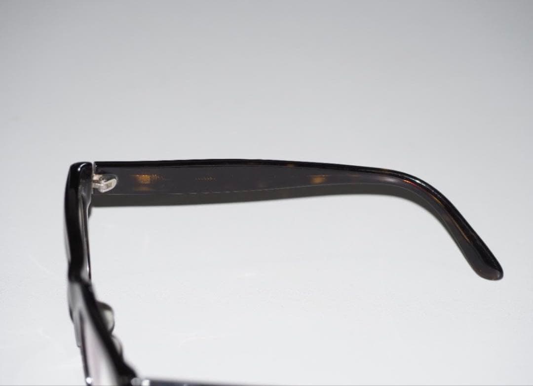 トムフォード クリーニング研磨済_度入り(視力0.2・コンタクト−2.00)