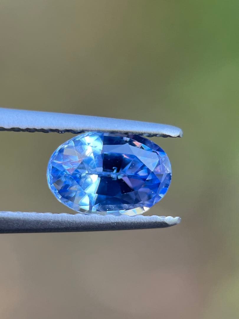 ブルーサファイア1.06ct Blue Sapphire