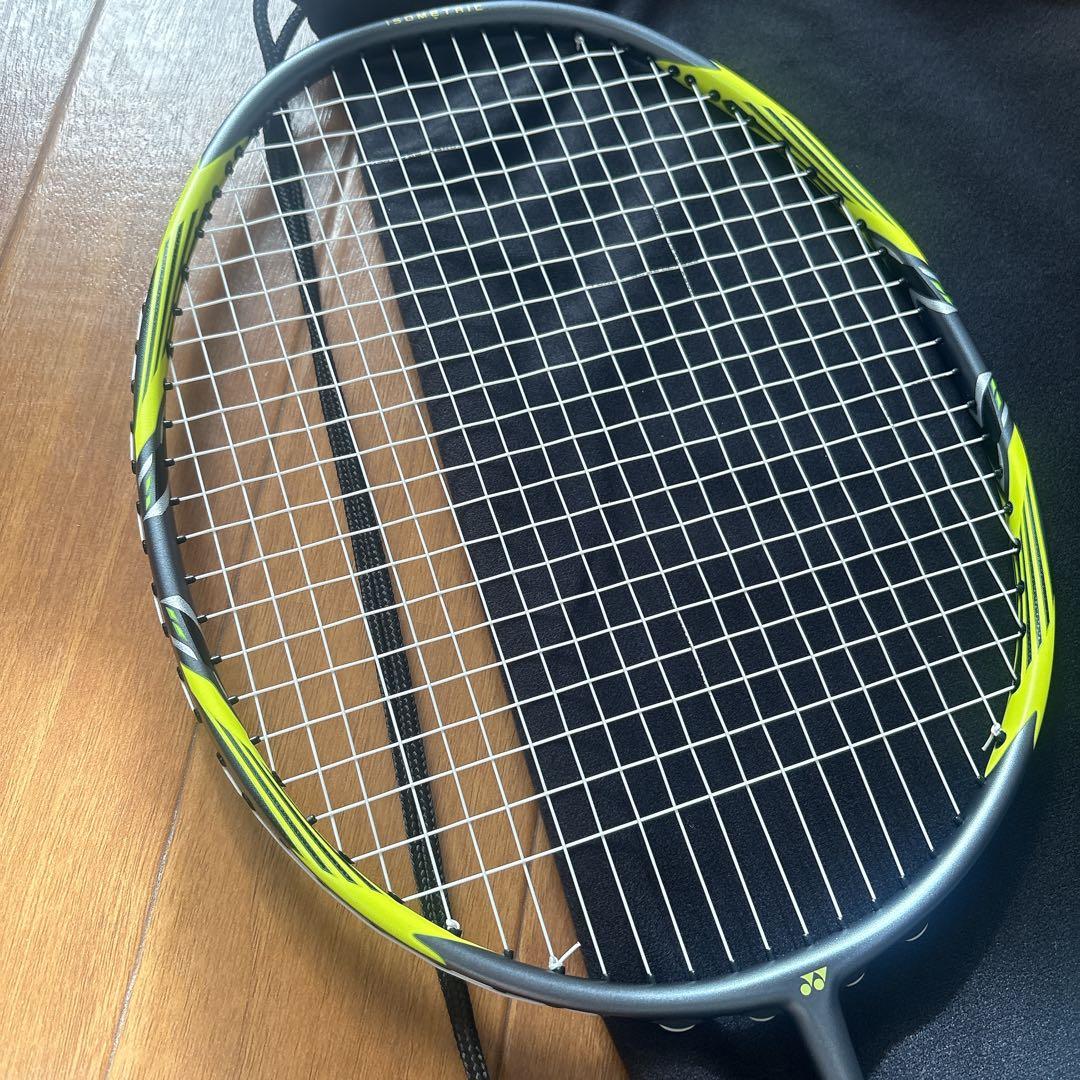早い者勝ち⭐️YONEX ARCSABER7PRO【4UG6】バドミントンラケット