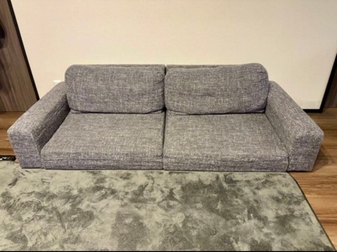 岡山発 『引き取り限定』グレー4人掛けローソファオットマンセット