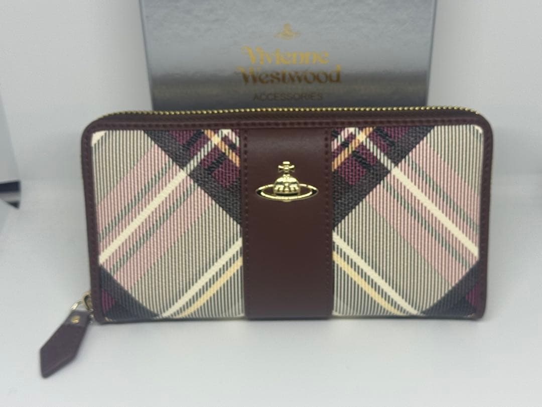 【新品未使用】Vivienne Westwood チェック柄長財布