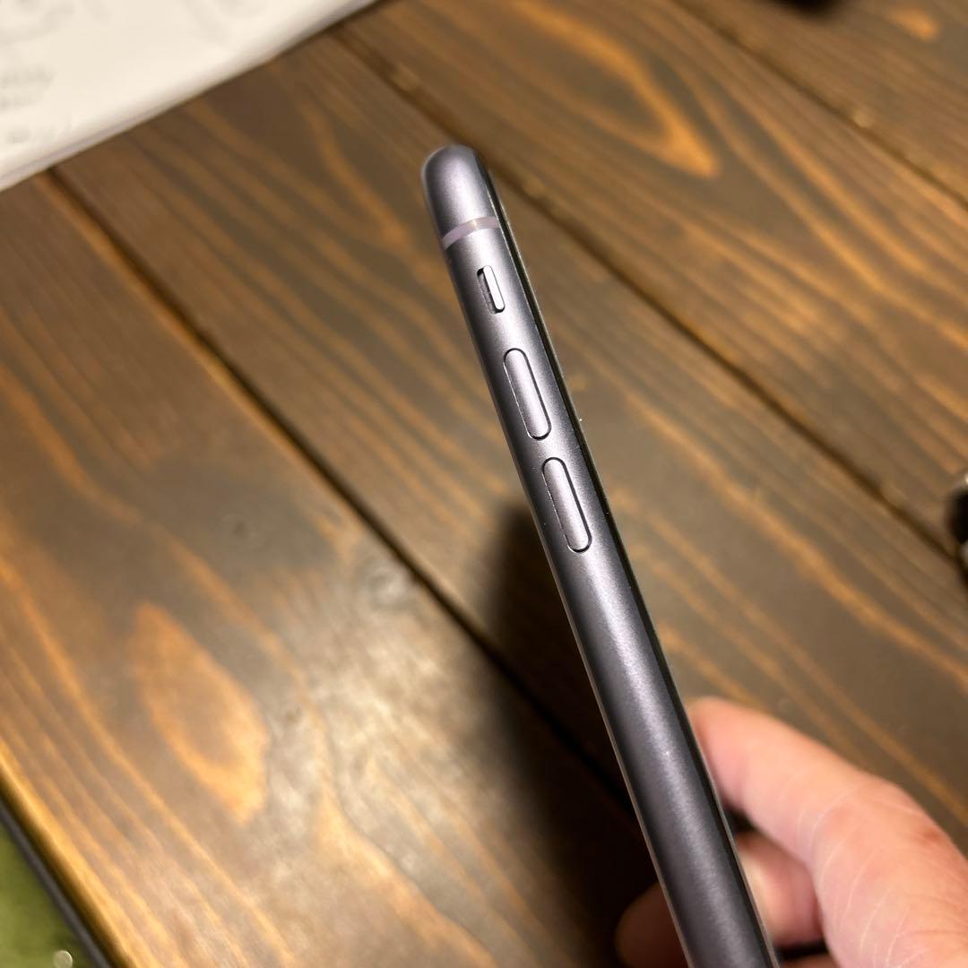 iPhone11 パープル　64GB